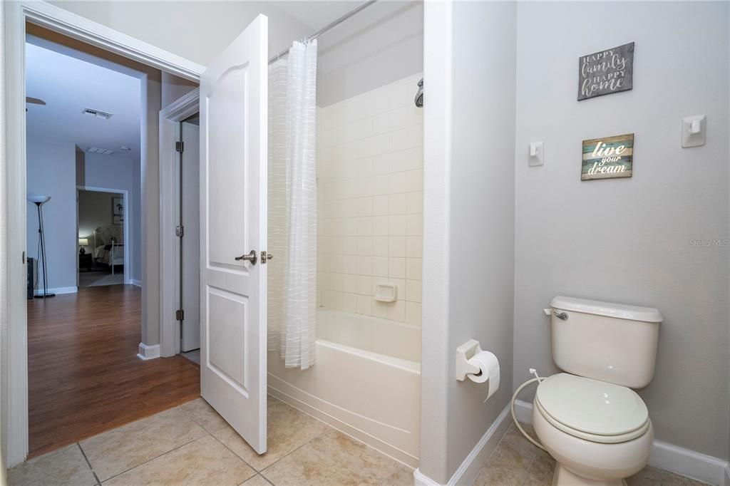 待售: $510,000 (4 贝兹, 3 浴室, 2293 平方英尺)