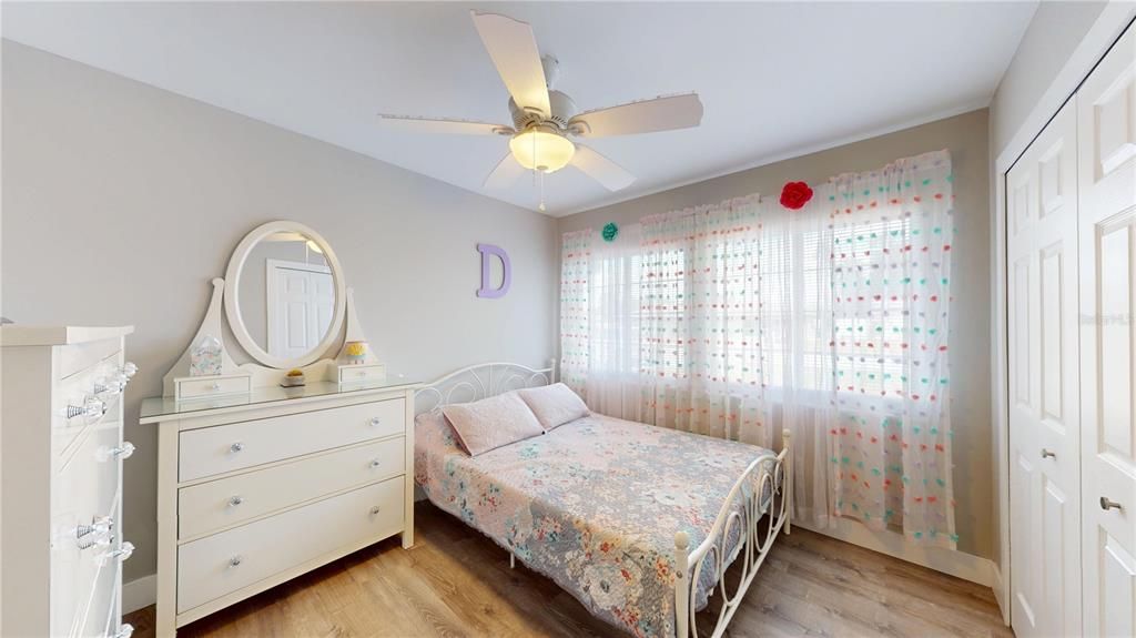 For Sale: $284,900 (4 beds, 2 baths, 1668 Square Feet)