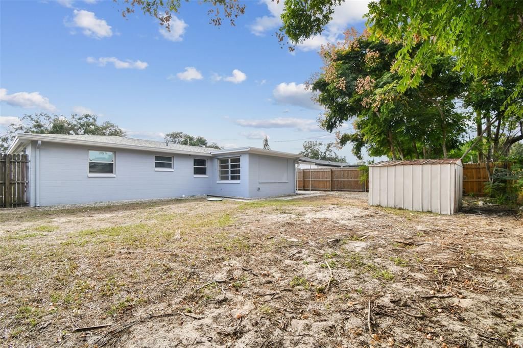 Под контрактом: $199,999 (2 спален, 1 ванн, 956 Квадратных фут)