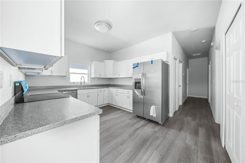 For Rent: $1,695 (3 beds, 2 baths, 1330 Square Feet)