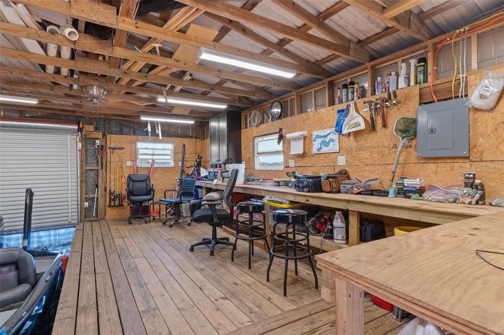 For Sale: $849,500 (2 beds, 2 baths, 960 Square Feet)