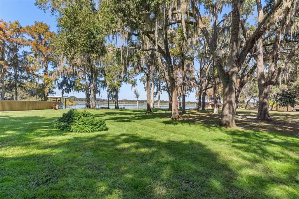 For Sale: $849,500 (2 beds, 2 baths, 960 Square Feet)