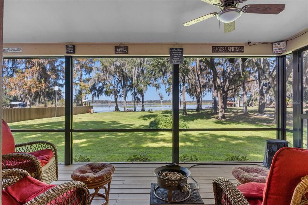 For Sale: $849,500 (2 beds, 2 baths, 960 Square Feet)