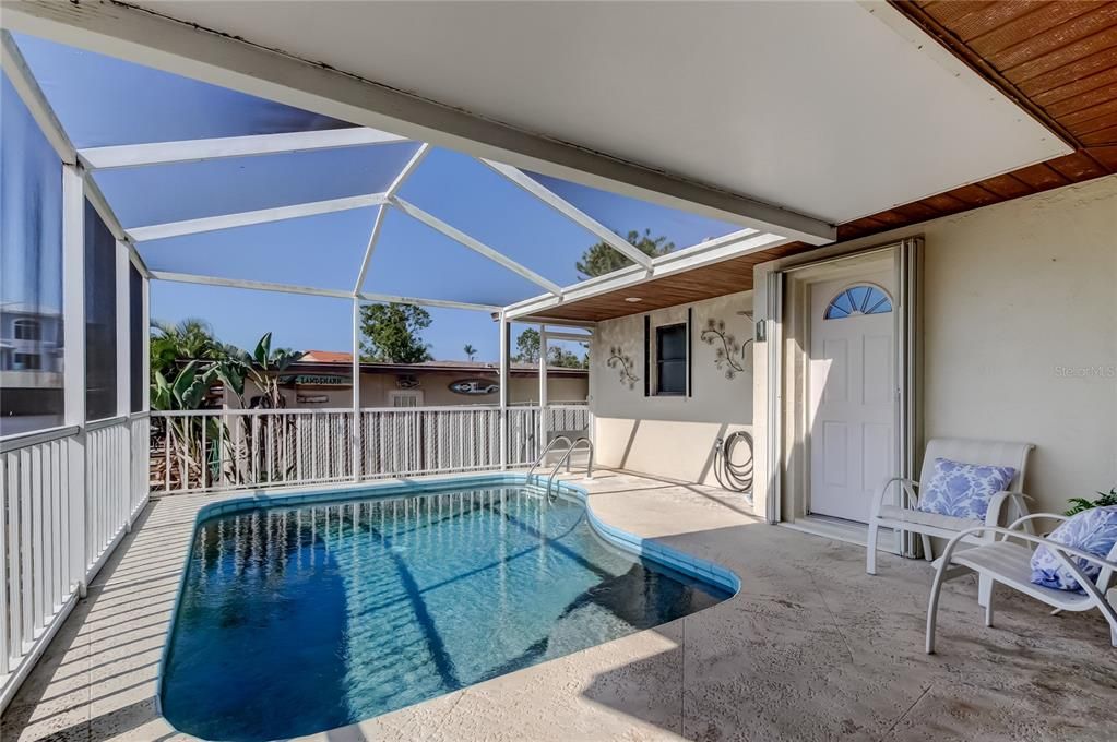 En Venta: $689,900 (2 camas, 2 baños, 1733 Pies cuadrados)