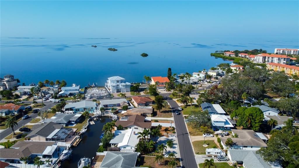 En Venta: $689,900 (2 camas, 2 baños, 1733 Pies cuadrados)