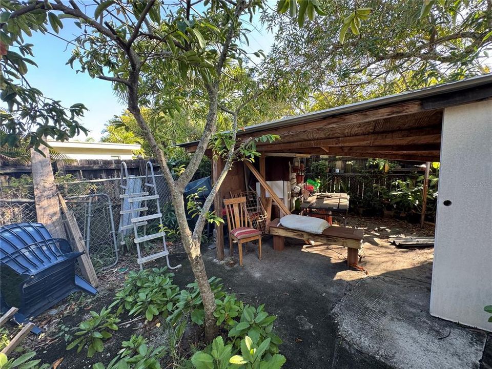 На продажу: $544,999 (8 спален, 5 ванн, 2432 Квадратных фут)