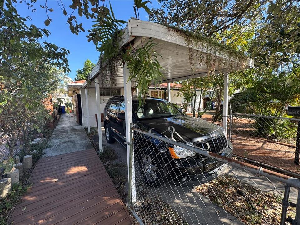 На продажу: $544,999 (8 спален, 5 ванн, 2432 Квадратных фут)