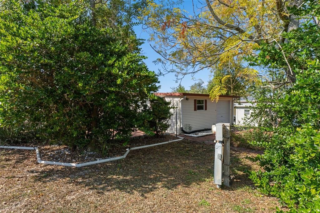 For Sale: $169,900 (2 beds, 2 baths, 1104 Square Feet)