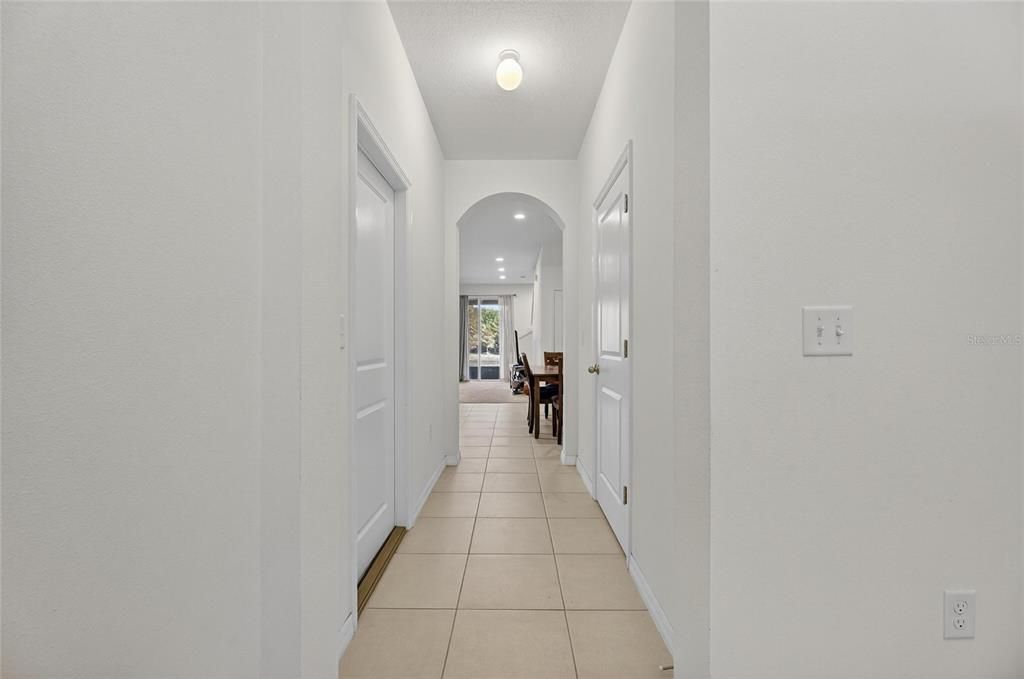 En Venta: $295,000 (3 camas, 2 baños, 1707 Pies cuadrados)