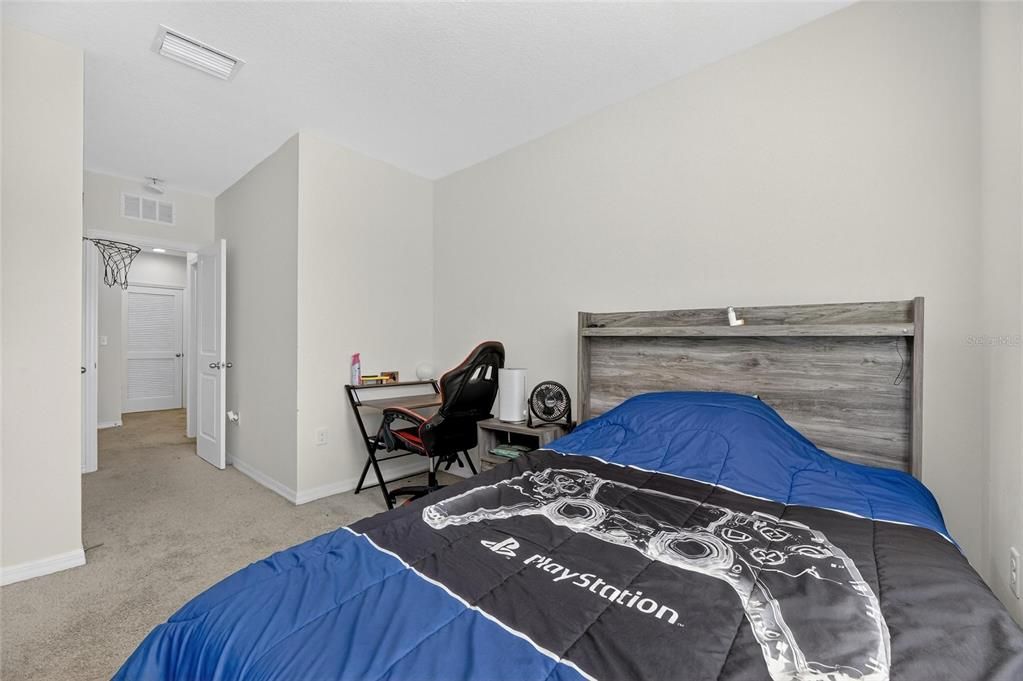 En Venta: $295,000 (3 camas, 2 baños, 1707 Pies cuadrados)