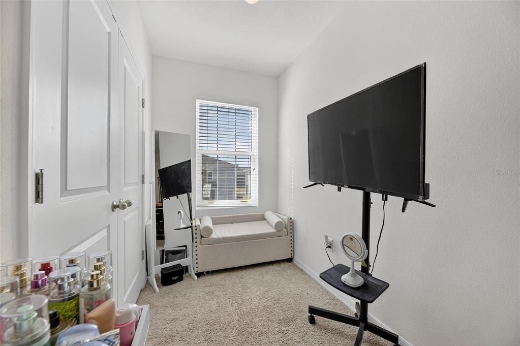 En Venta: $295,000 (3 camas, 2 baños, 1707 Pies cuadrados)