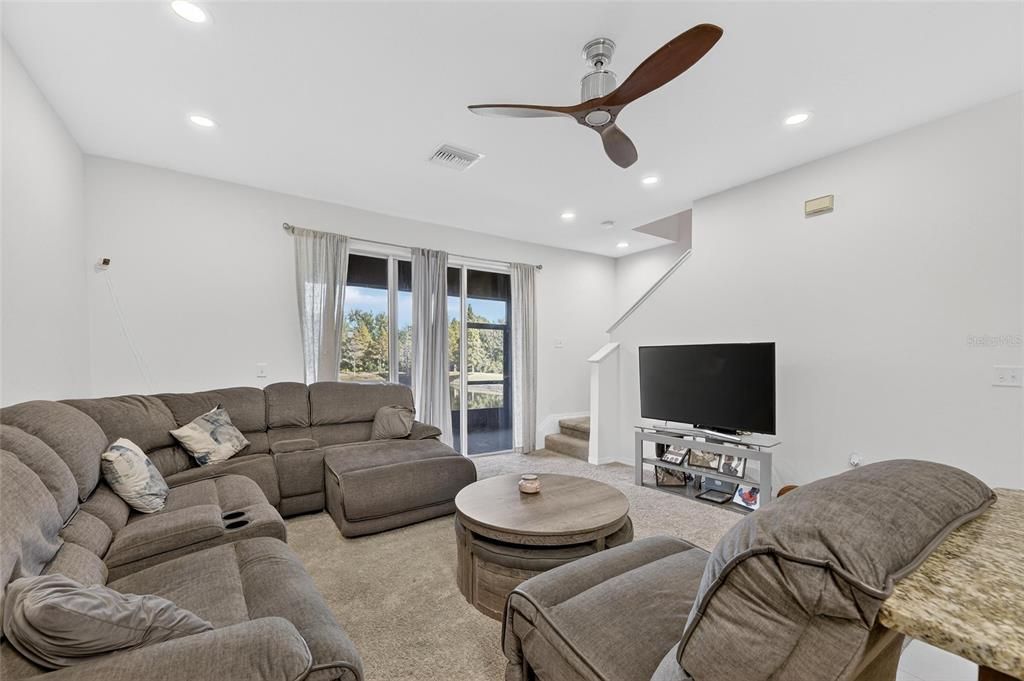 En Venta: $295,000 (3 camas, 2 baños, 1707 Pies cuadrados)