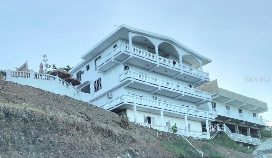 На продажу: $1,800,000 (12 спален, 11 ванн, 3500 Квадратных фут)