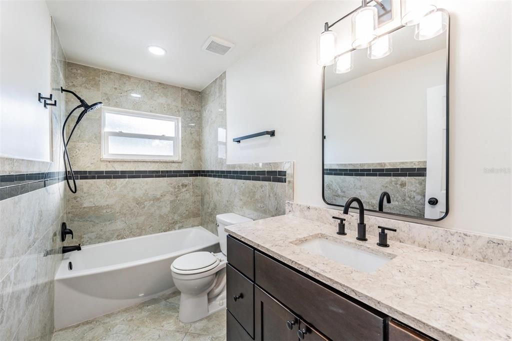 待售: $624,700 (3 贝兹, 2 浴室, 1672 平方英尺)