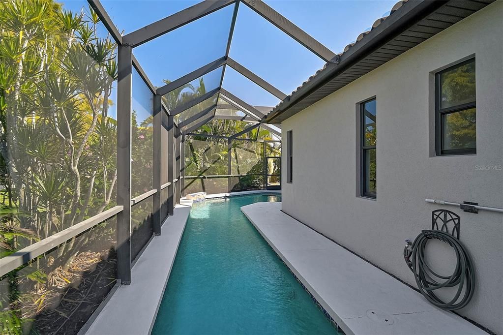 En Venta: $749,000 (4 camas, 3 baños, 2600 Pies cuadrados)