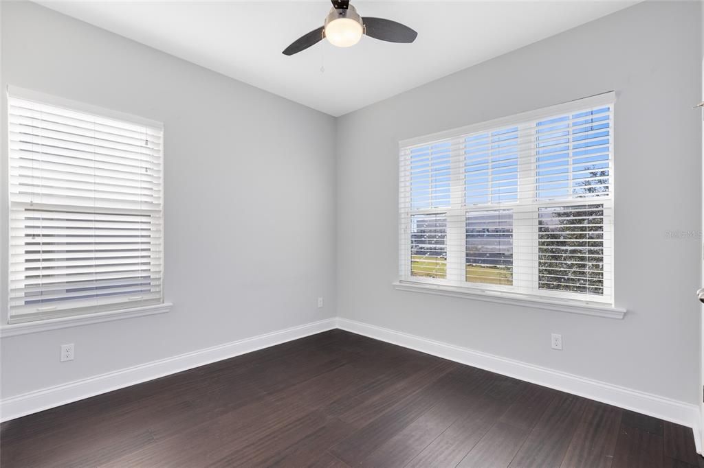 На продажу: $675,000 (4 спален, 3 ванн, 2344 Квадратных фут)