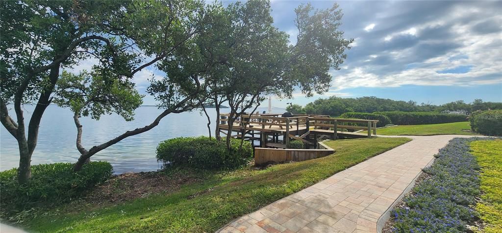 出租: $3,500 (2 贝兹, 2 浴室, 830 平方英尺)