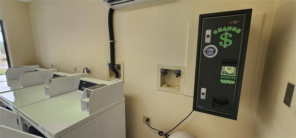 出租: $3,500 (2 贝兹, 2 浴室, 830 平方英尺)