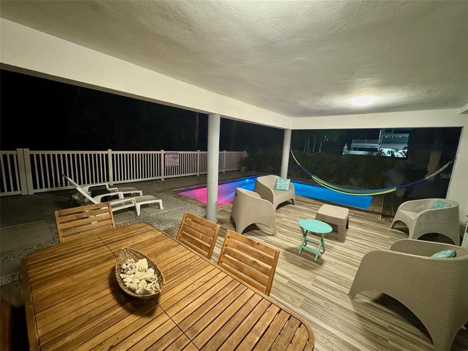 For Sale: $699,000 (4 beds, 3 baths, 2085 Square Feet)