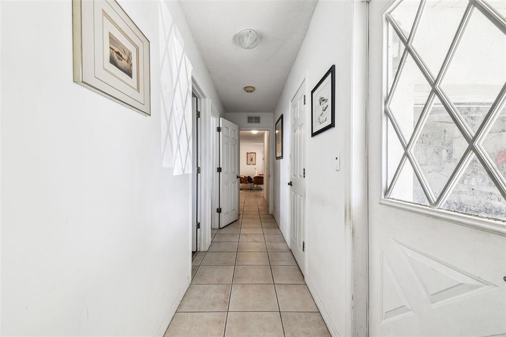 На продажу: $575,000 (5 спален, 3 ванн, 3392 Квадратных фут)