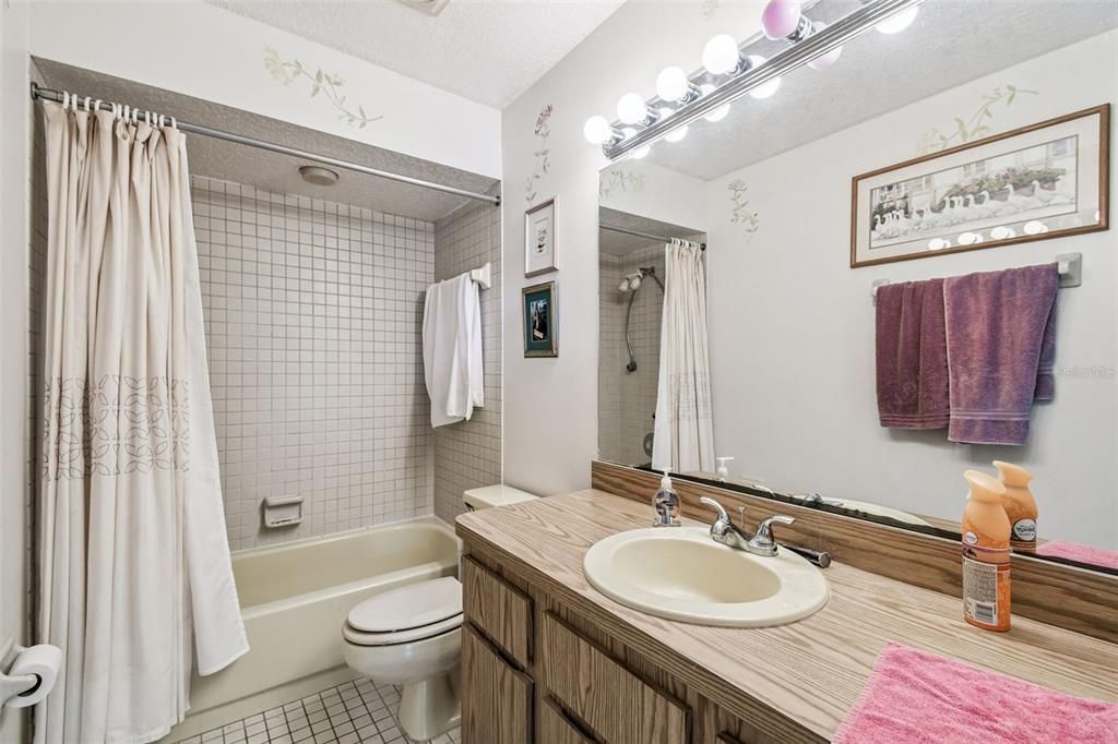 На продажу: $575,000 (5 спален, 3 ванн, 3392 Квадратных фут)