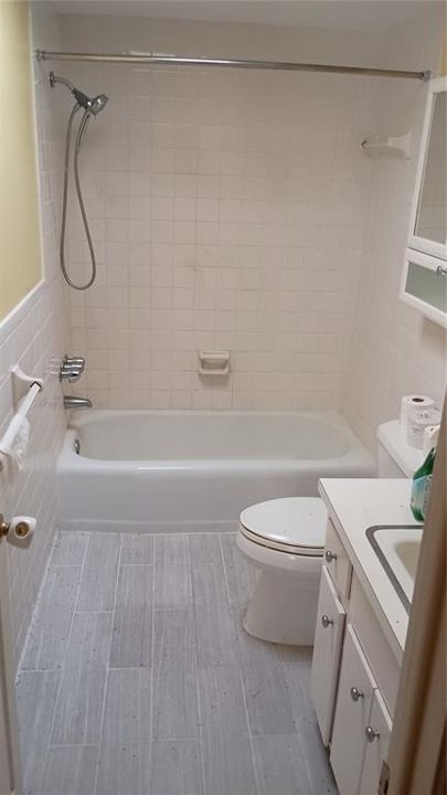 На продажу: $730,000 (0.21 acres)