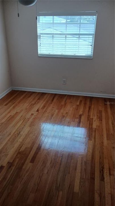 На продажу: $730,000 (0.21 acres)