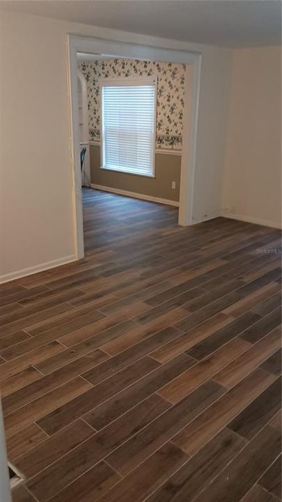 На продажу: $730,000 (0.21 acres)