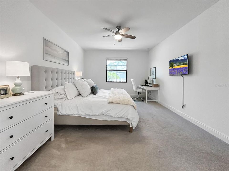 待售: $710,000 (4 贝兹, 4 浴室, 2733 平方英尺)