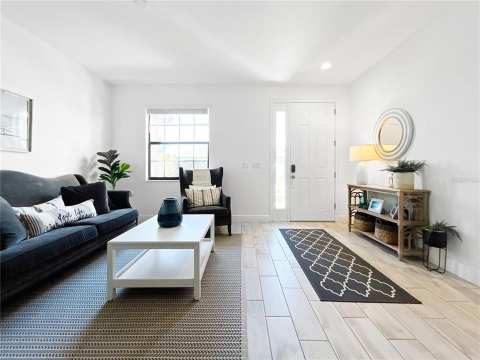 待售: $710,000 (4 贝兹, 4 浴室, 2733 平方英尺)