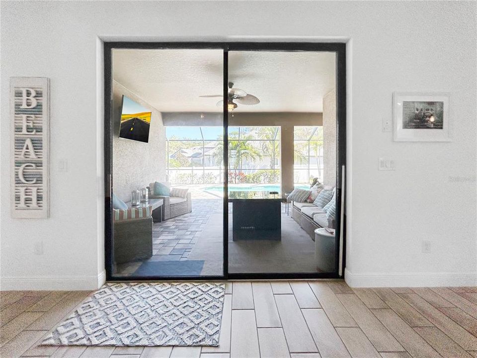 待售: $710,000 (4 贝兹, 4 浴室, 2733 平方英尺)