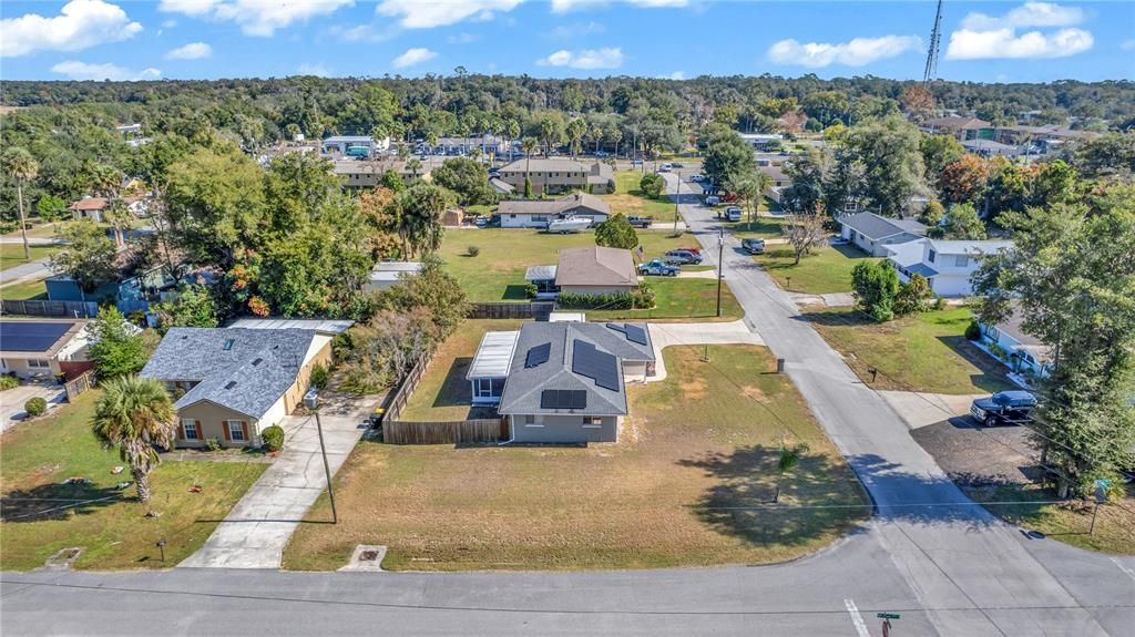 На продажу: $319,999 (3 спален, 2 ванн, 1337 Квадратных фут)