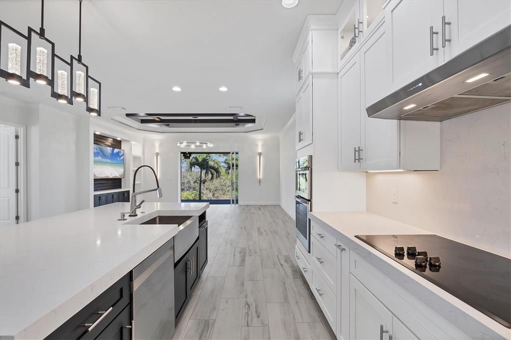 For Sale: $775,000 (3 beds, 3 baths, 2300 Square Feet)