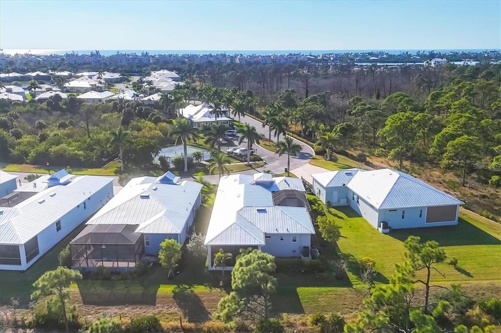 For Sale: $775,000 (3 beds, 3 baths, 2300 Square Feet)