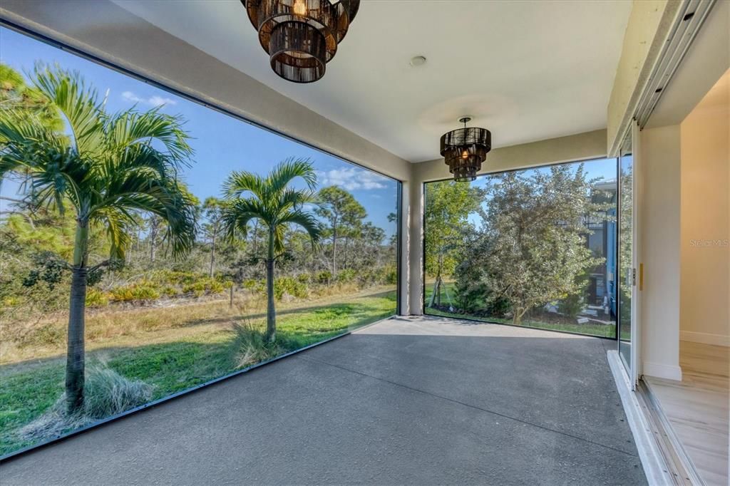 For Sale: $775,000 (3 beds, 3 baths, 2300 Square Feet)