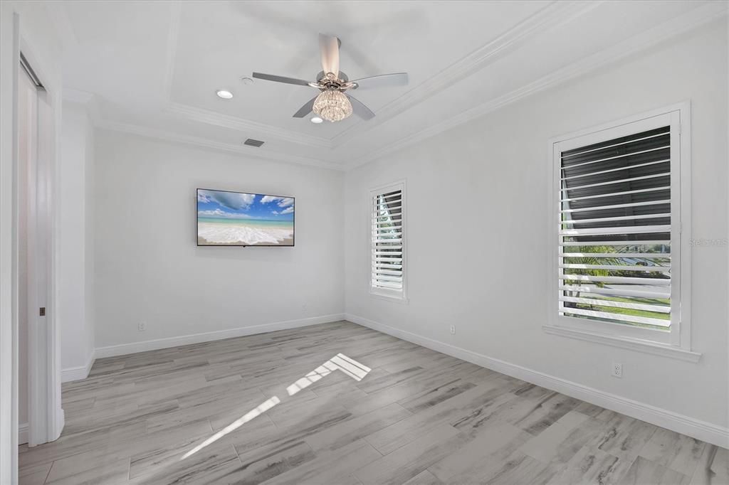 For Sale: $775,000 (3 beds, 3 baths, 2300 Square Feet)