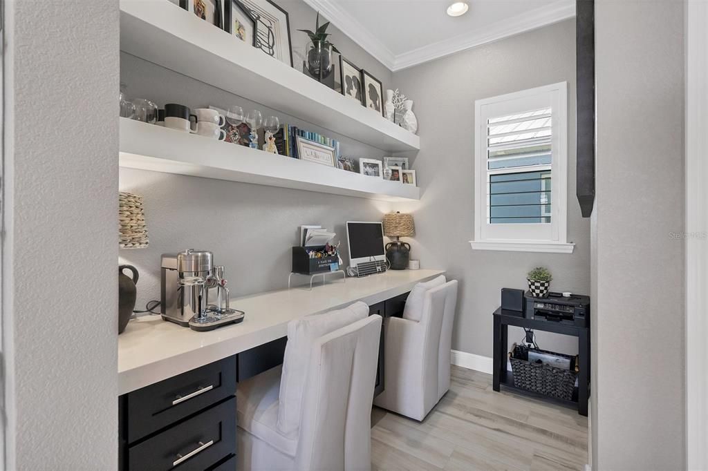 For Sale: $775,000 (3 beds, 3 baths, 2300 Square Feet)