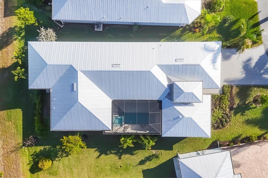 For Sale: $775,000 (3 beds, 3 baths, 2300 Square Feet)