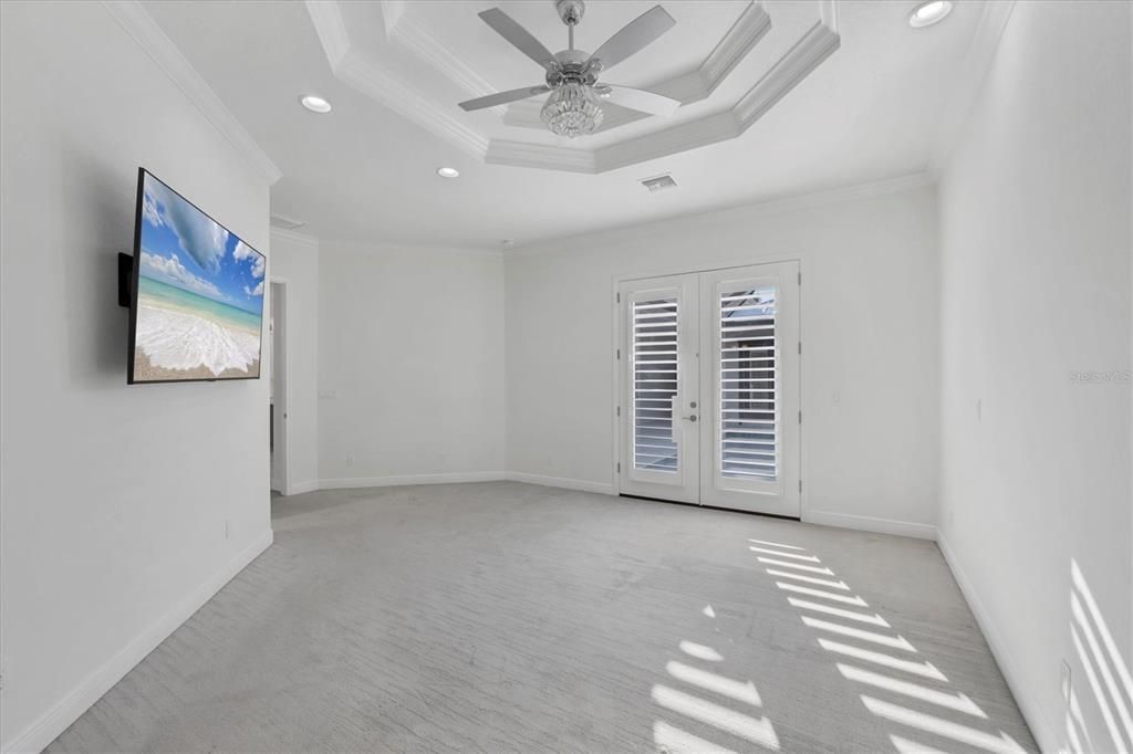 For Sale: $775,000 (3 beds, 3 baths, 2300 Square Feet)