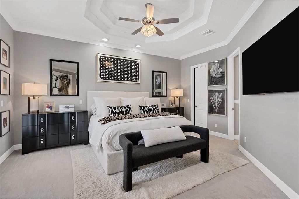 For Sale: $775,000 (3 beds, 3 baths, 2300 Square Feet)