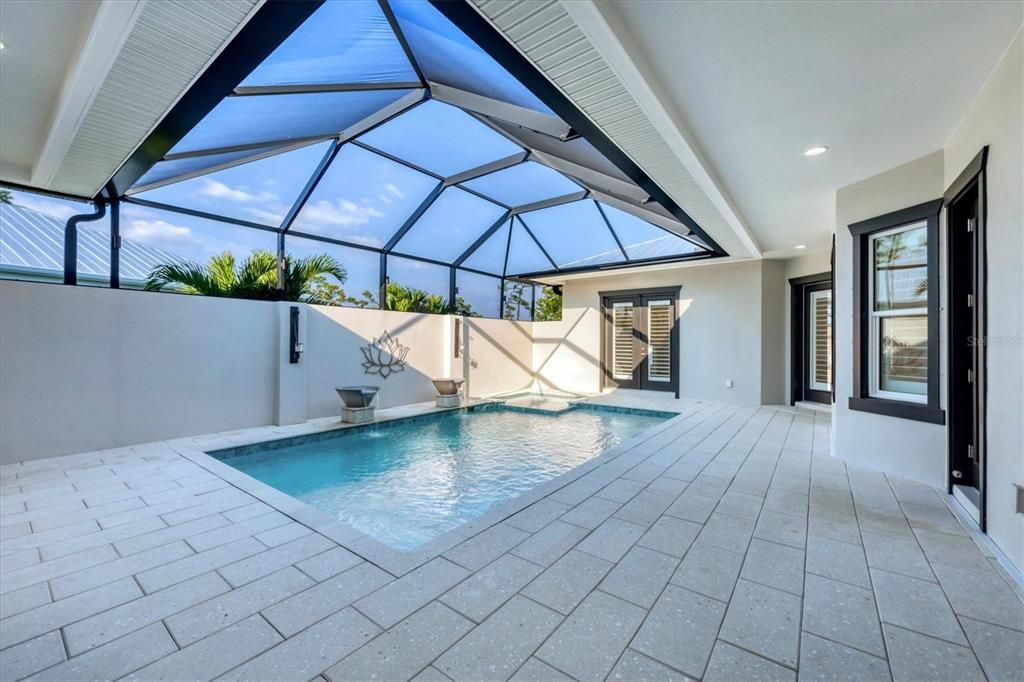 For Sale: $775,000 (3 beds, 3 baths, 2300 Square Feet)