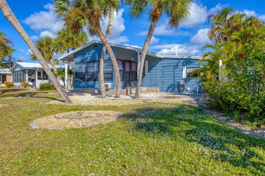 待售: $195,000 (2 贝兹, 2 浴室, 1177 平方英尺)