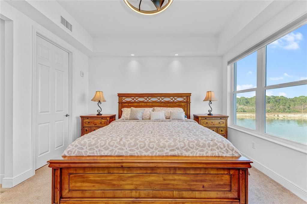 На продажу: $529,000 (2 спален, 2 ванн, 1460 Квадратных фут)