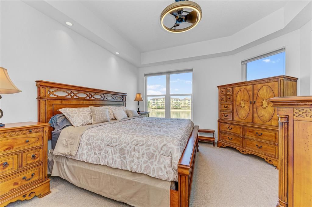 На продажу: $529,000 (2 спален, 2 ванн, 1460 Квадратных фут)