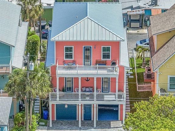 For Sale: $1,595,000 (3 beds, 4 baths, 3828 Square Feet)