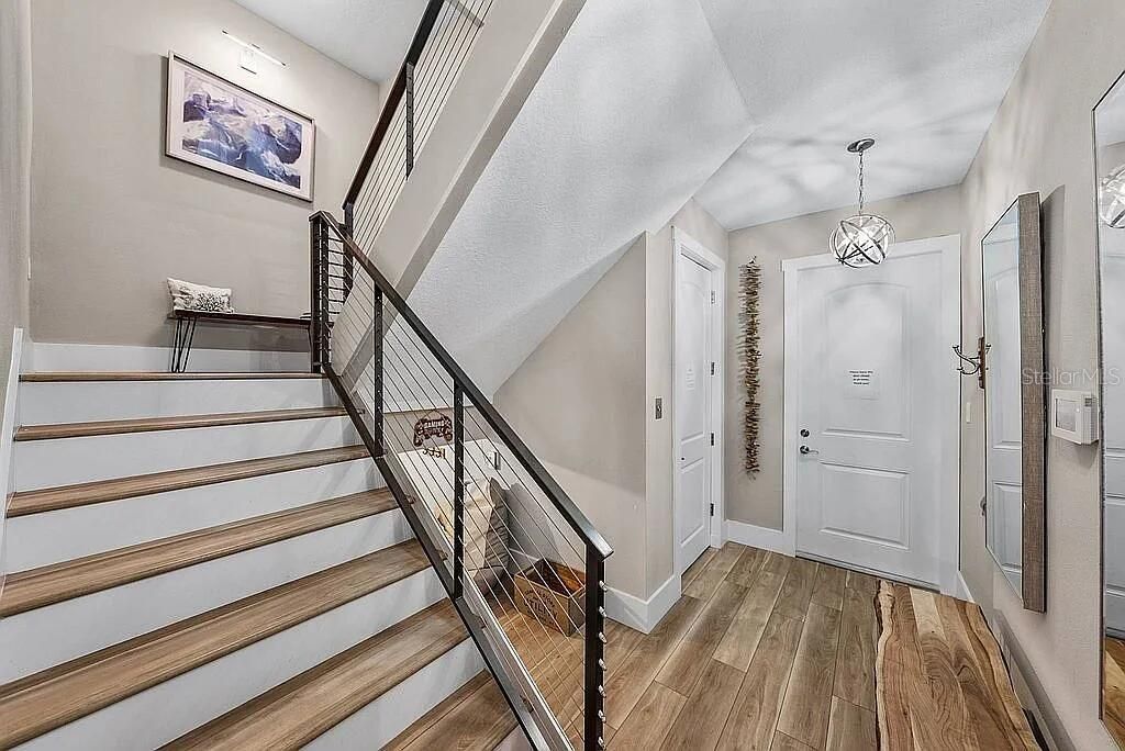 For Sale: $1,595,000 (3 beds, 4 baths, 3828 Square Feet)