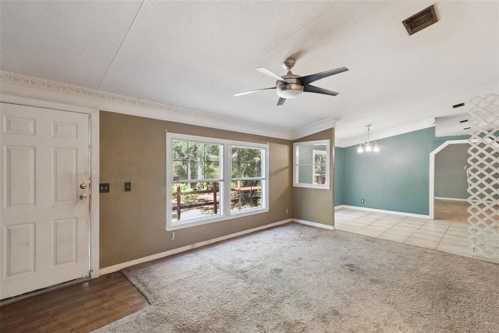 For Sale: $200,000 (3 beds, 2 baths, 1782 Square Feet)