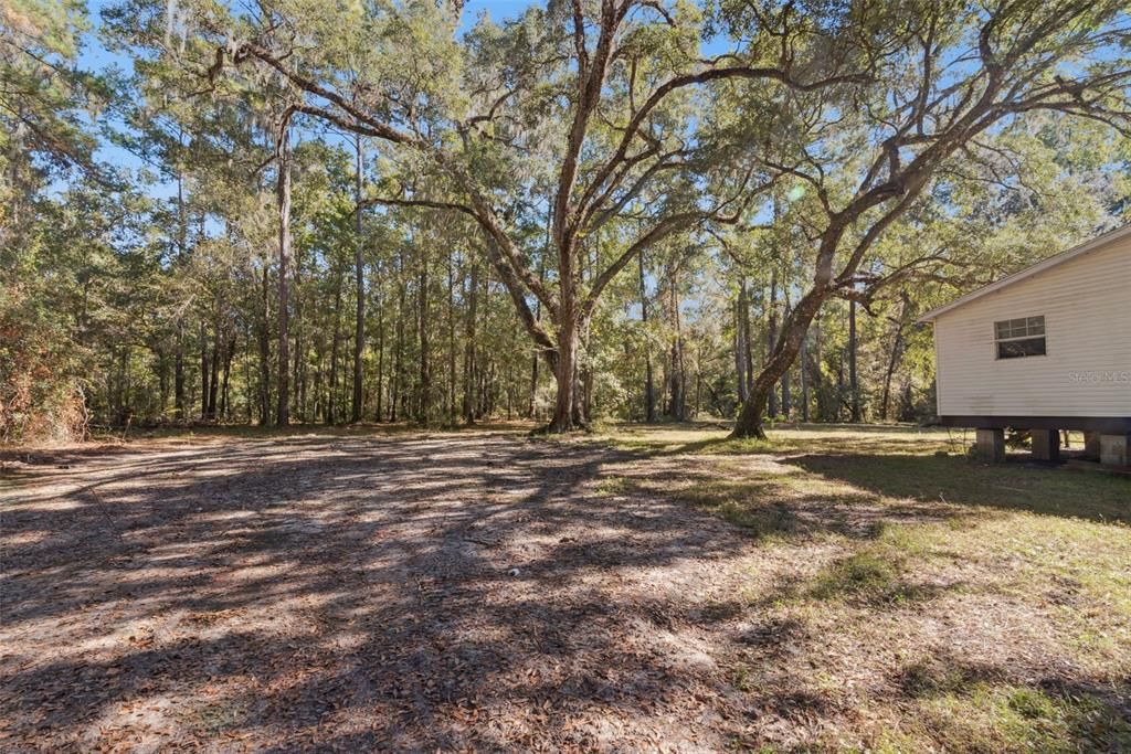 For Sale: $200,000 (3 beds, 2 baths, 1782 Square Feet)