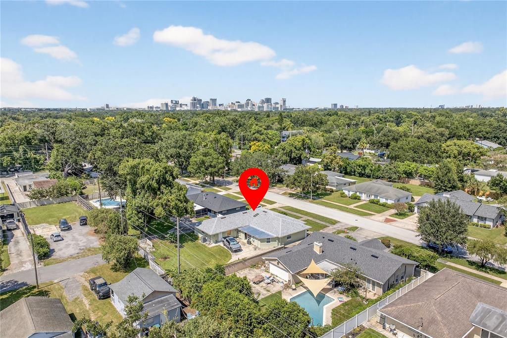 For Rent: $2,900 (4 beds, 2 baths, 2367 Square Feet)