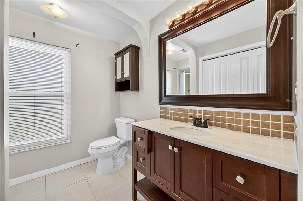 For Rent: $2,900 (4 beds, 2 baths, 2367 Square Feet)